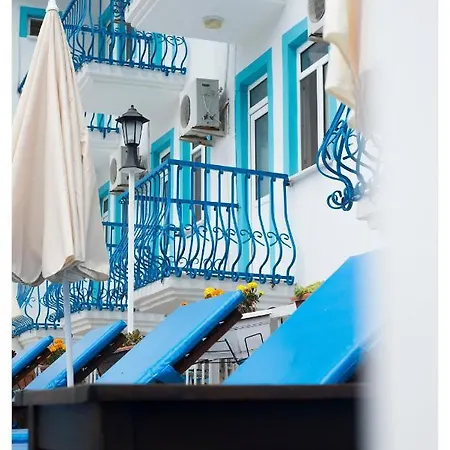 Mavi Yaprak Hotel