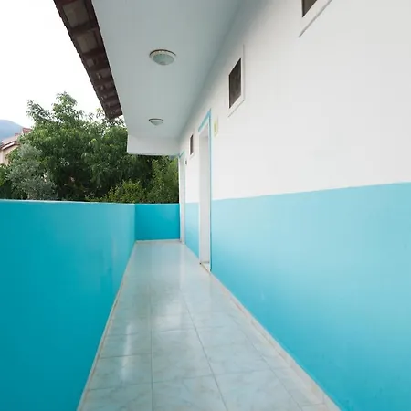 Mavi Yaprak Otel