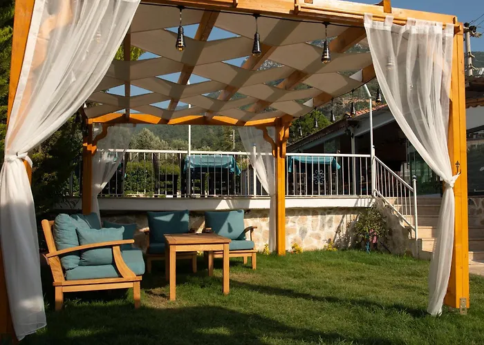 Mavi Yaprak Hotell Öludeniz